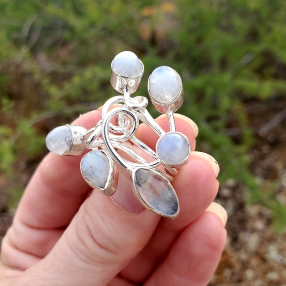 New Twisted Rainbow Moonstone Silver Statement Ring. - Picture 8 of 16